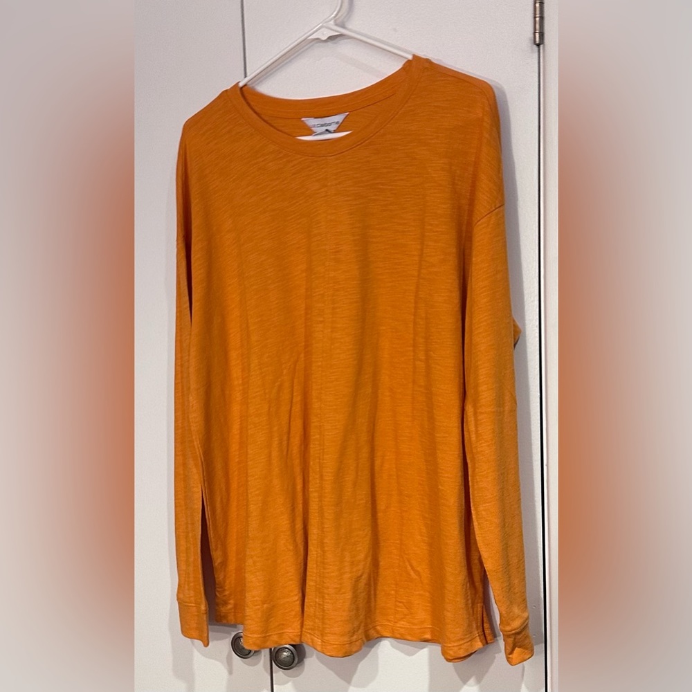 NWT Liz Claiborne Vibrant Top. Size 2X